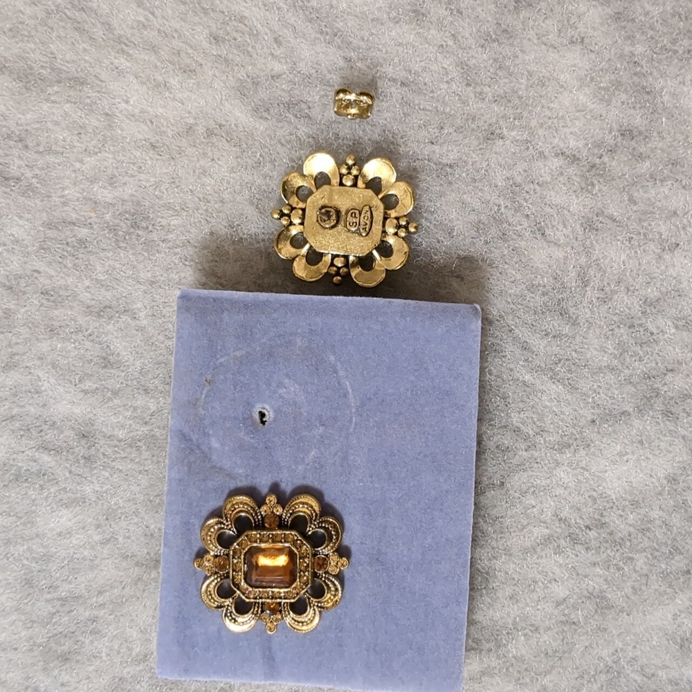 Avon Topaz Color Beaded Earrings 2004 - Picture 5 of 9
